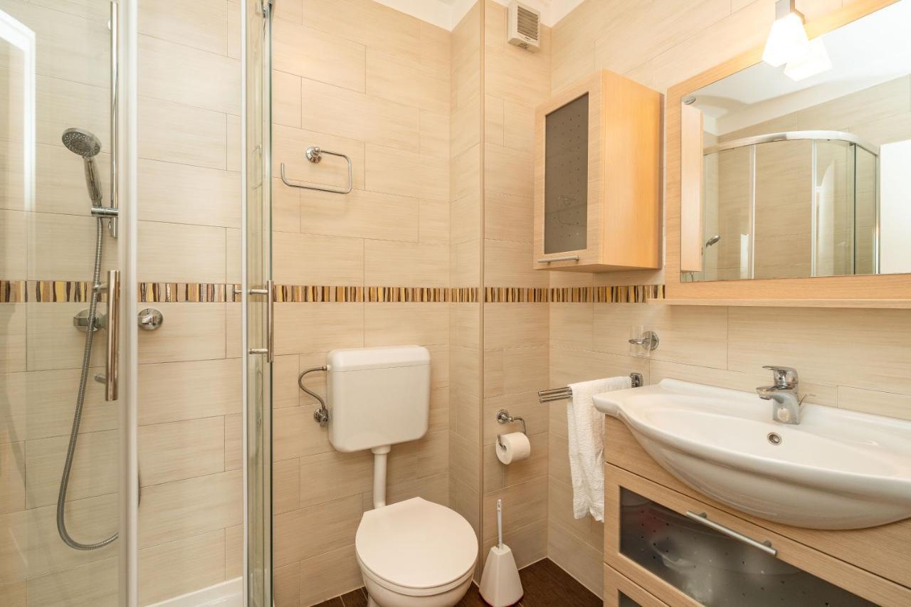 Deluxe Apartman Anita1 Задар Екстериор снимка